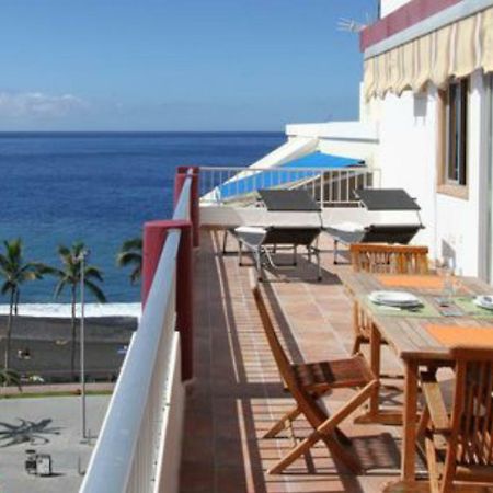 Atico Con Vistas Al Mar Apartment Puerto De Naos Bagian luar foto