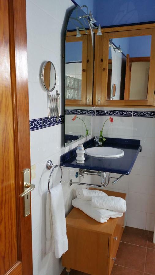 Atico Con Vistas Al Mar Apartment Puerto De Naos Bagian luar foto