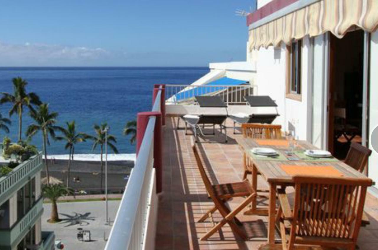 Atico Con Vistas Al Mar Apartment Puerto De Naos Bagian luar foto